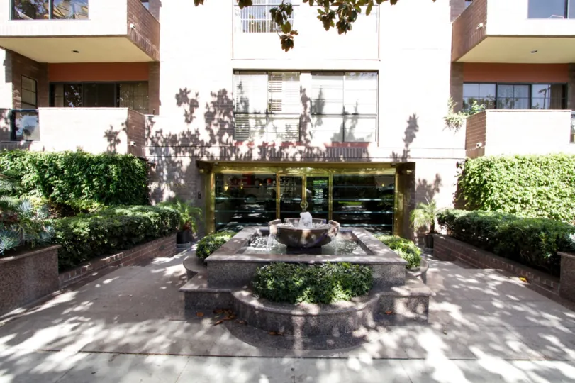 The entrance into The Hamptons in Beverly Hills