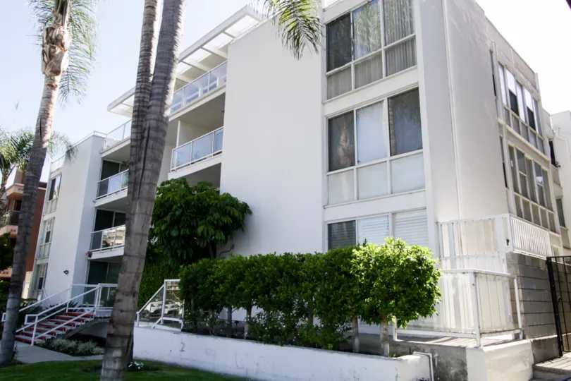 The hedges seen around Pointe at Beverly Hills