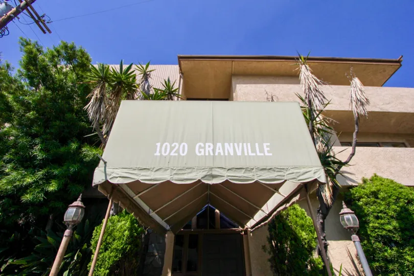 The covered entrance is idea for rainy days on Granville