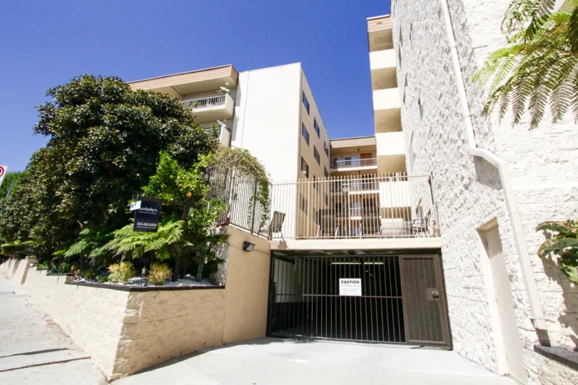 Barrington Terry Hill is a gated condo project