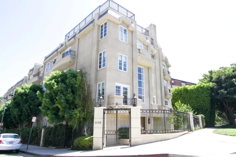 The gated entrance to Beverly Court