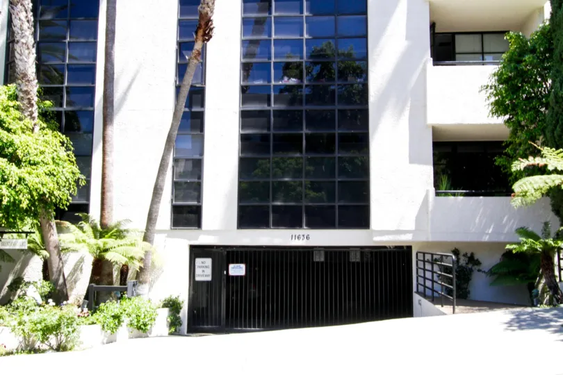 Brentanna Court offers gated parking