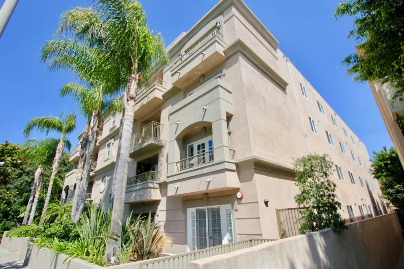 Brentwood Darlington's majestic high rise, brentwood, california