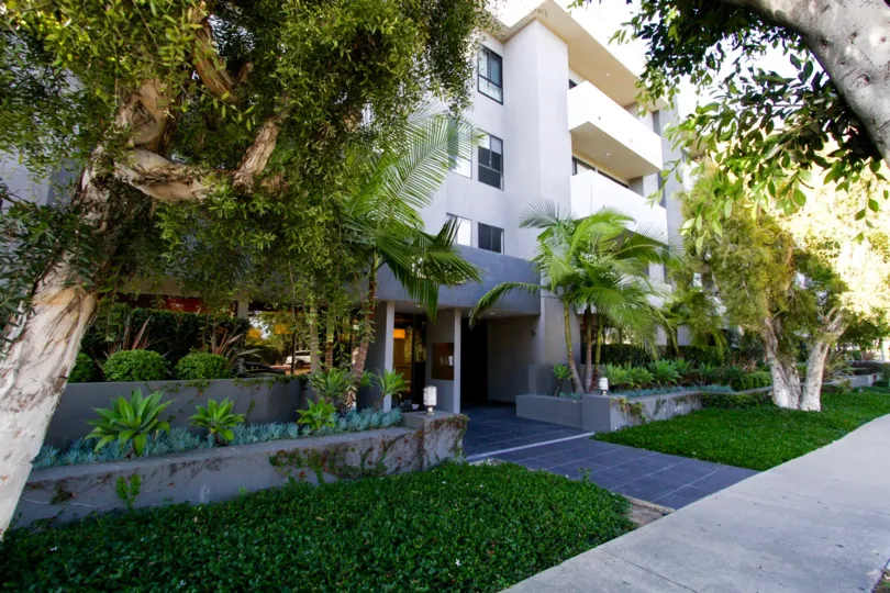 Lush landscapes covers the exterior of the Brentwood House property