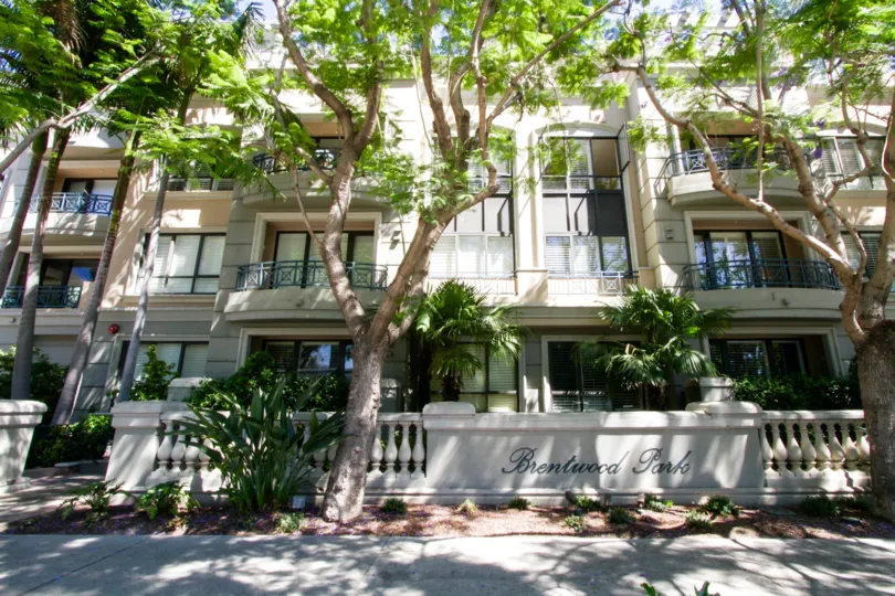 Brentwood Park is a beautiful condo building