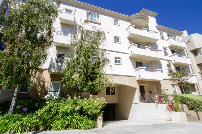 Chateau Des Montagnes offers a private gated garage