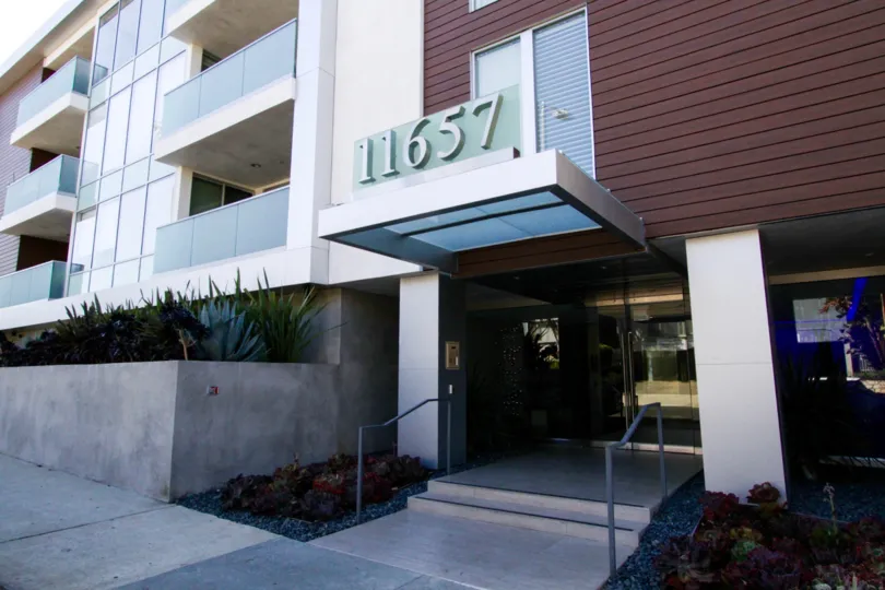 Chenault Flats is a four story midrise in Brentwood