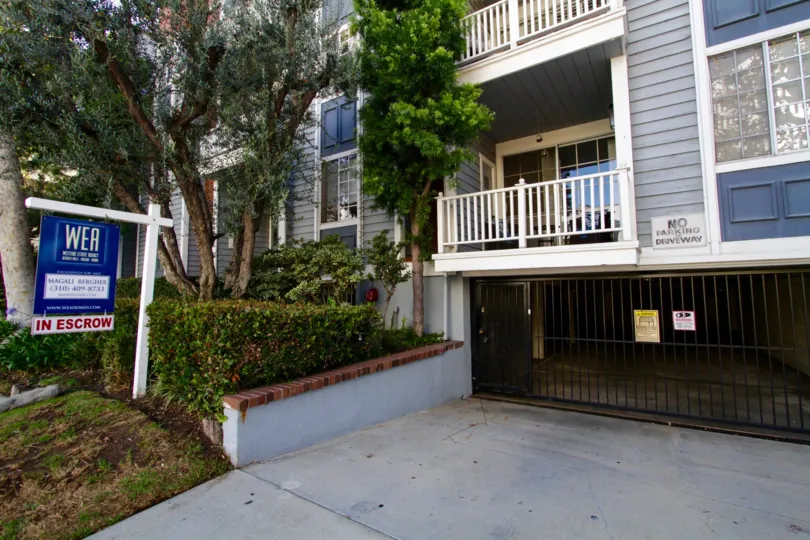 Gorham Regency is condo building in Brentwood