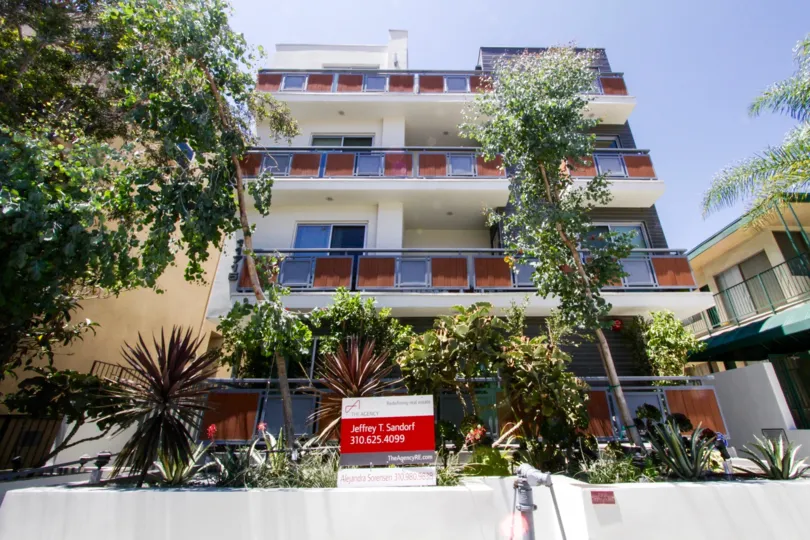 Goshen Gramercy condo building in Brentwood