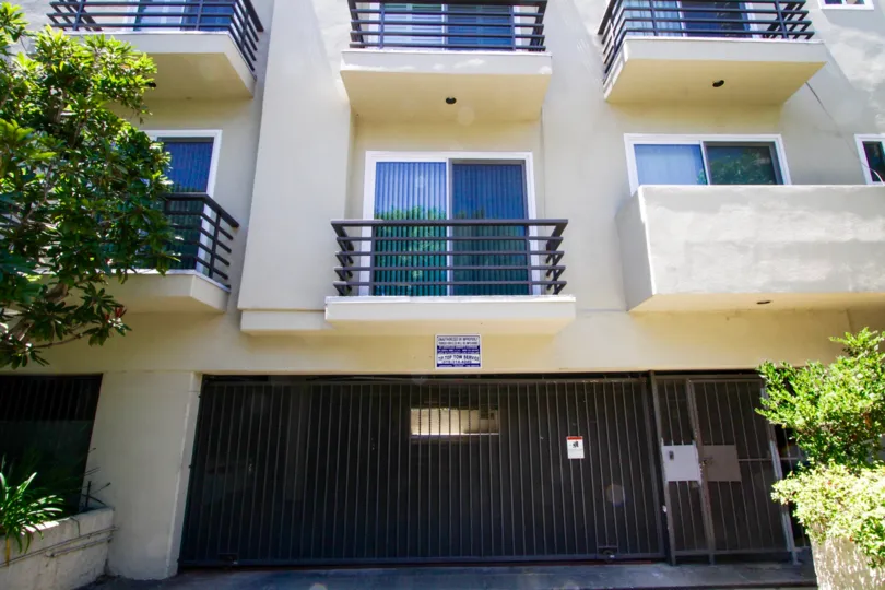 Halleys comet offers private gated parking