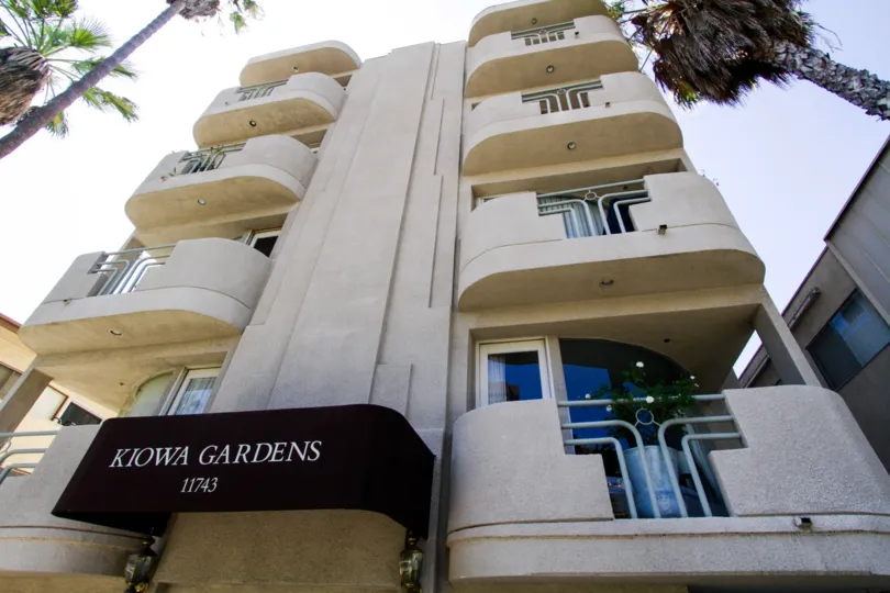 The four story Kiowa Gardens condos