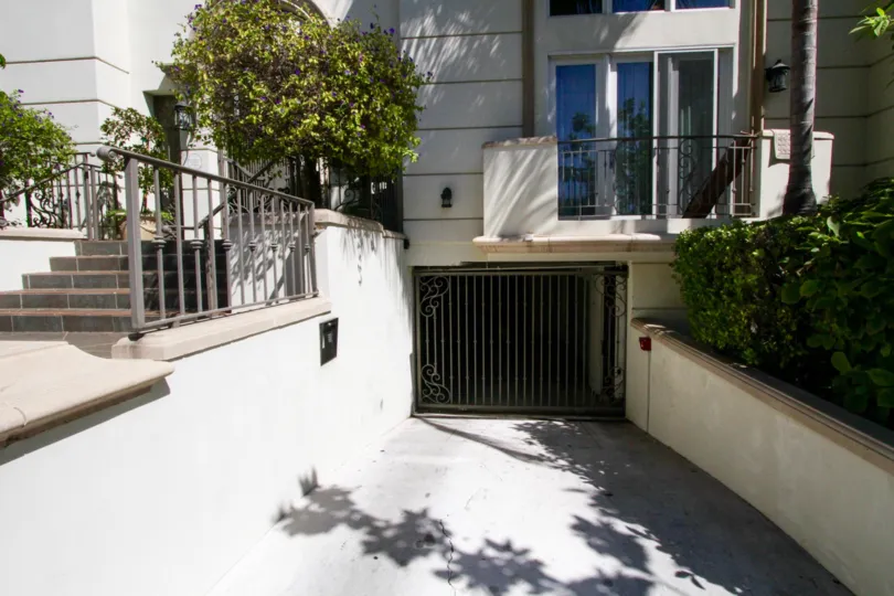 Mayfield Gardens offers private gated parking