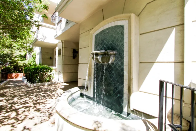 Wall mountain fountain at Montana Villas condos