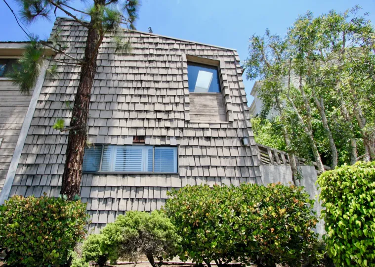 A sunny look at the architecture of Parkview Terrace in Brentwood, California.