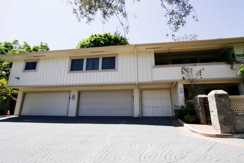 Private parking garages for each Sunset Brentwood condo