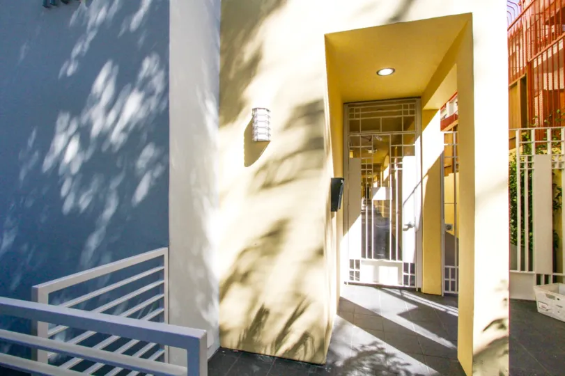 Entrance to The Chenault condos in Brentwood