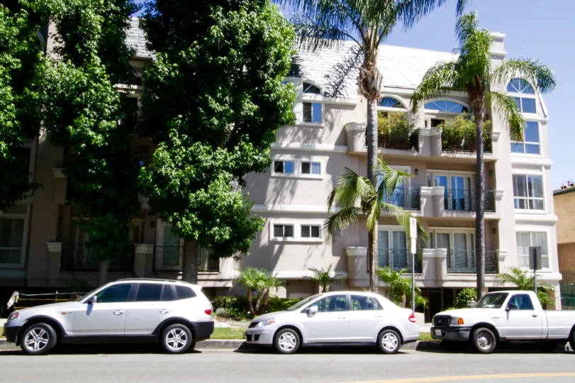 Villa Monet condos in Brentwood