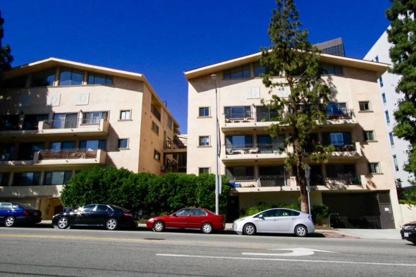 View of the Brentwood Villas condo building
