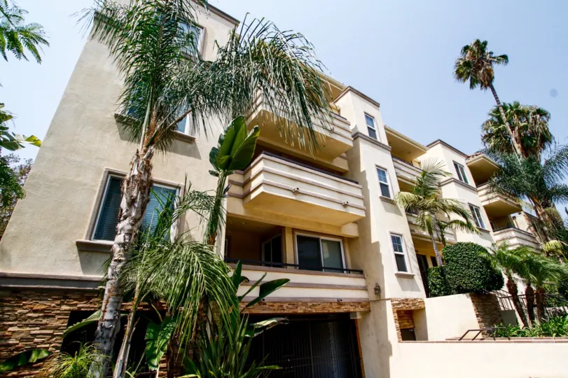 The 13 Palms building