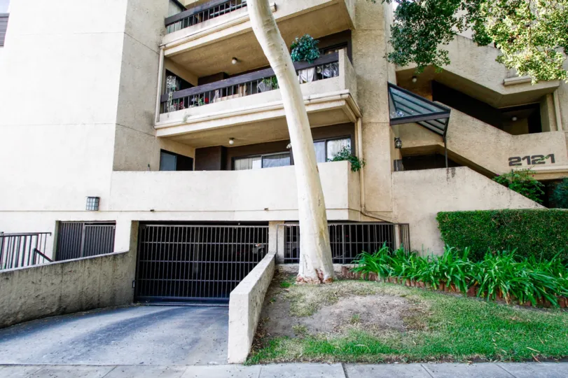 The parking for 2121 Scott Rd