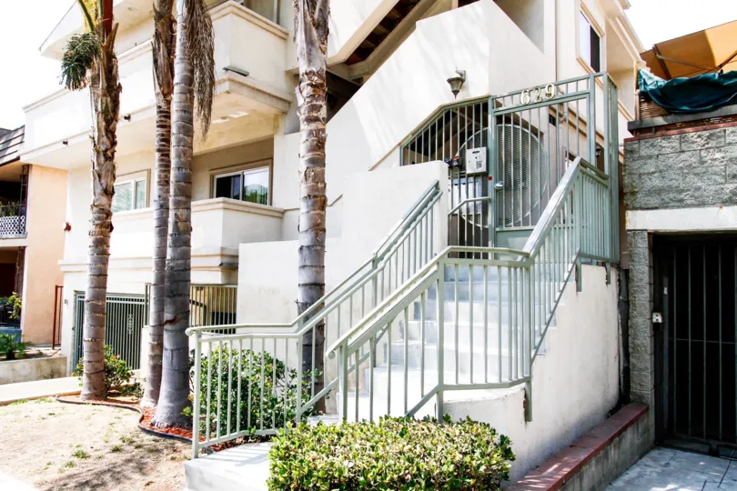 The stairs up to the entrance of 629 E Angeleno Ave in Burbank California