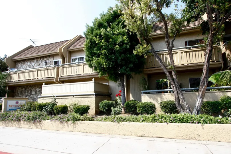 The Metrowalk Townhomes building