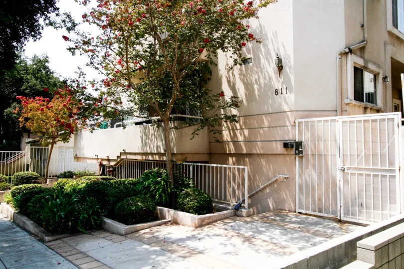 The entryway up to Olive Townhomes in Burbank California