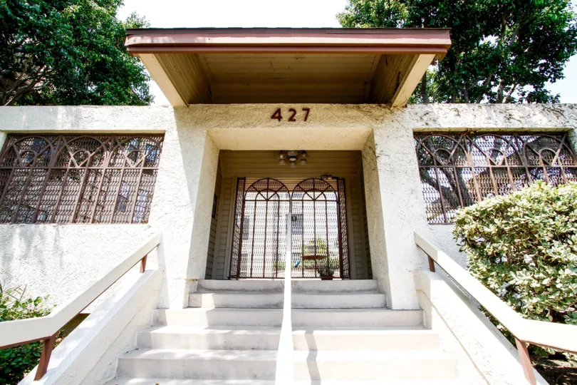 The address written above the entrance into Orange Grove