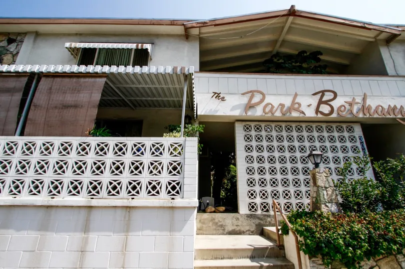 The entrance into The Park Bethany in Burbank California