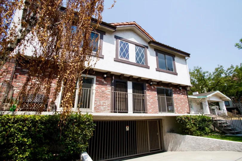The balconies at Tujunga Heights