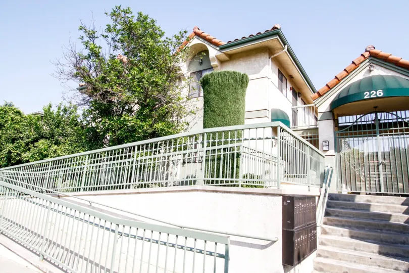 The landscaping around Tujunga Villas
