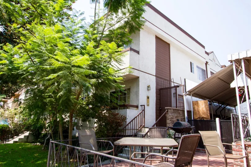 The common area in Valencia Palms