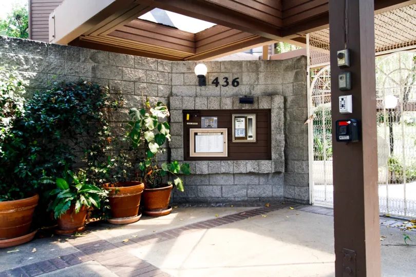 The address at Woodside Manor