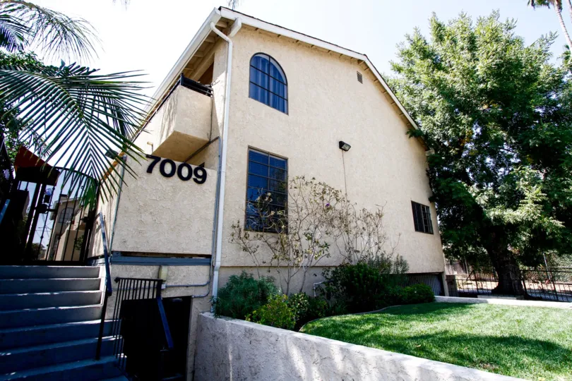 The building at 7009 Remmet Ave in Canoga Park California