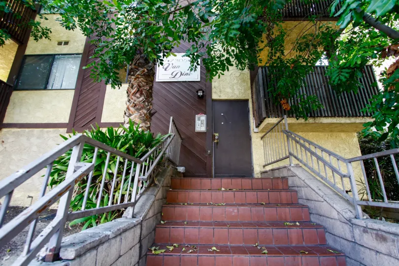 The stairs up to Van Dine
