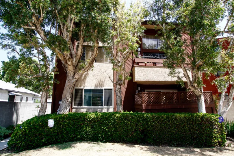 The balcony at 4144 Duquesne Ave in Culver City