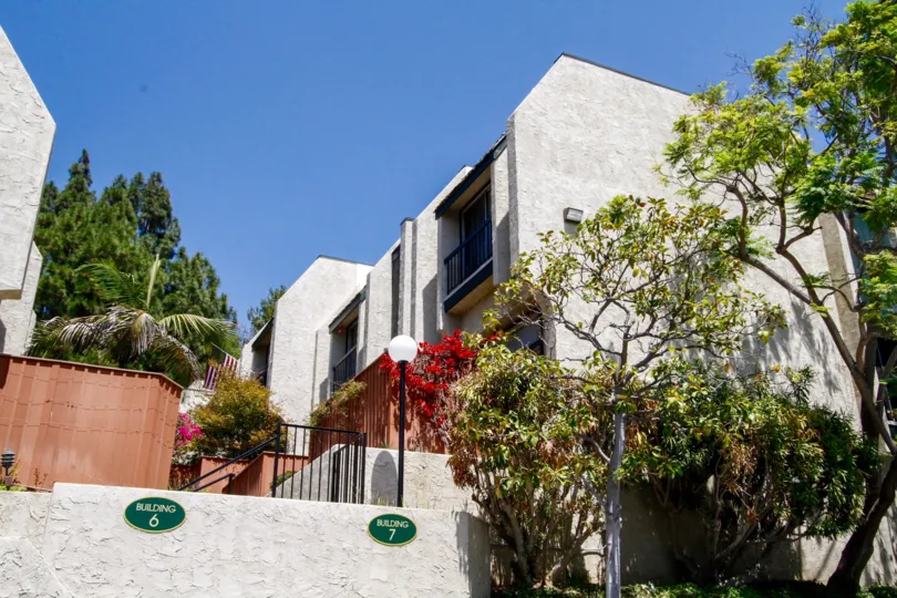 The Beverlywood West building