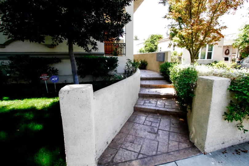 The walkway at Culver City Gardens