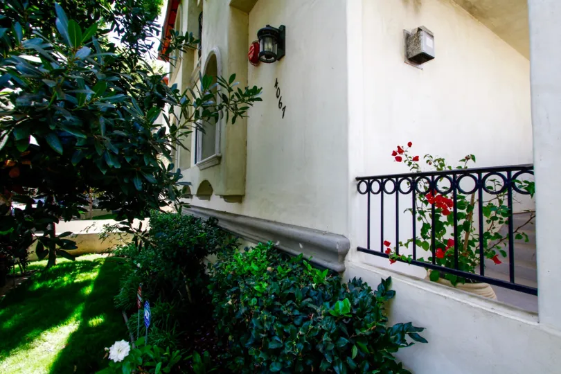 The side building view of Culver City Gardens
