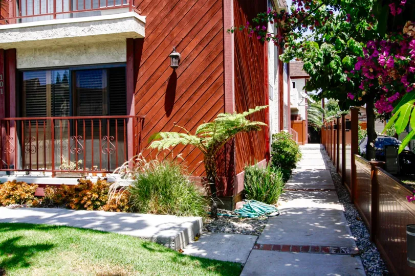 The sidewalk next to Duquesne Condominiums in Culver City