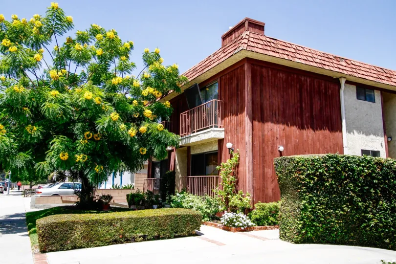 The Duquesne View building in Culver City