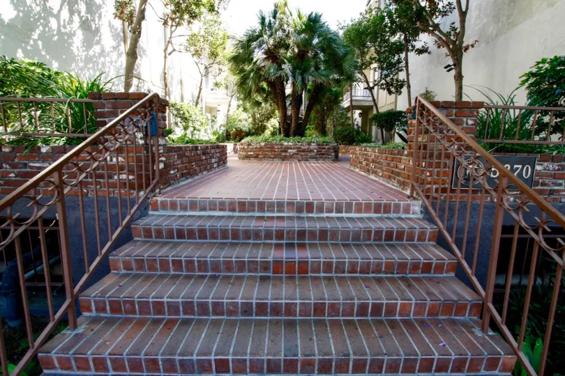 The entry stairs into Green Valley Condominiums