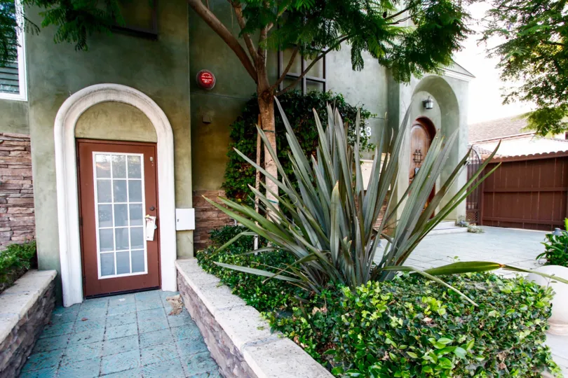 The entrance into Huron Gardens Townhomes in Culver City