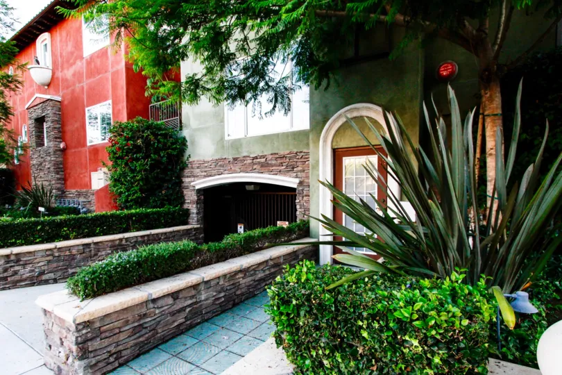 The walkway up to Huron Gardens Townhomes