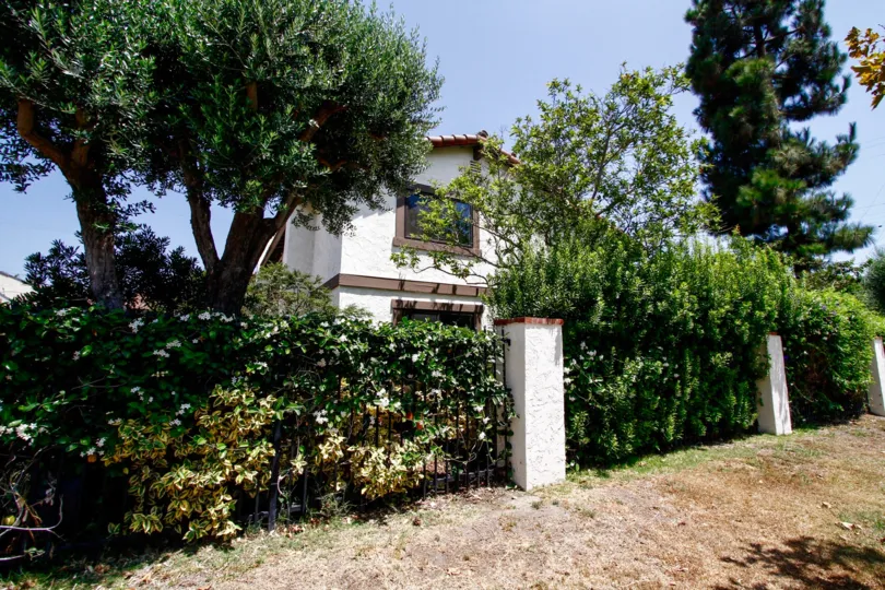 The building at Rancho Higuera