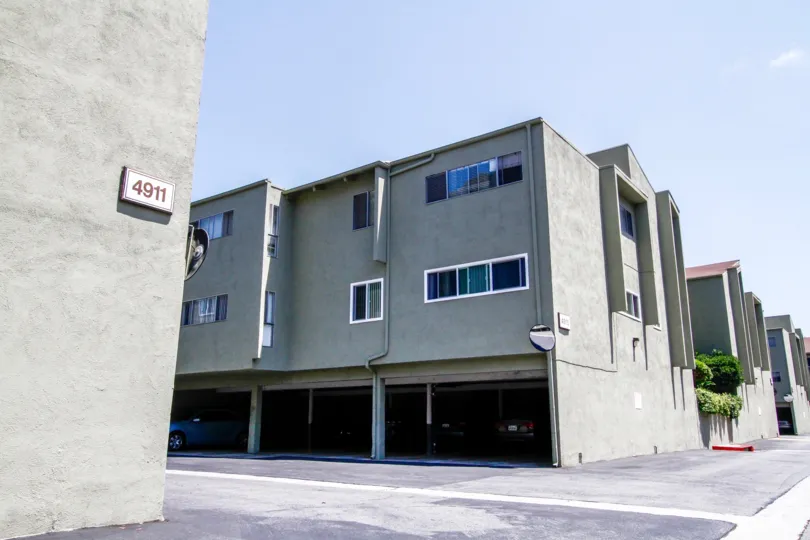 The parking for Tara Hill in Culver City