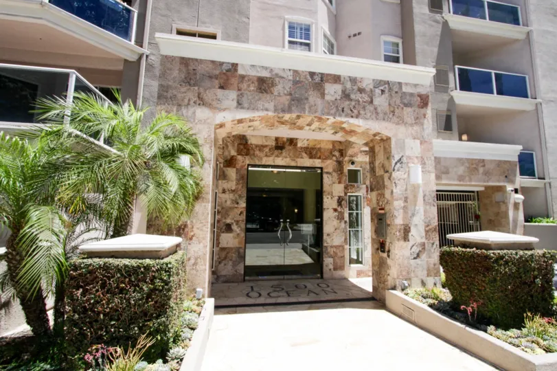Entry to 1500 Ocean with glass doors