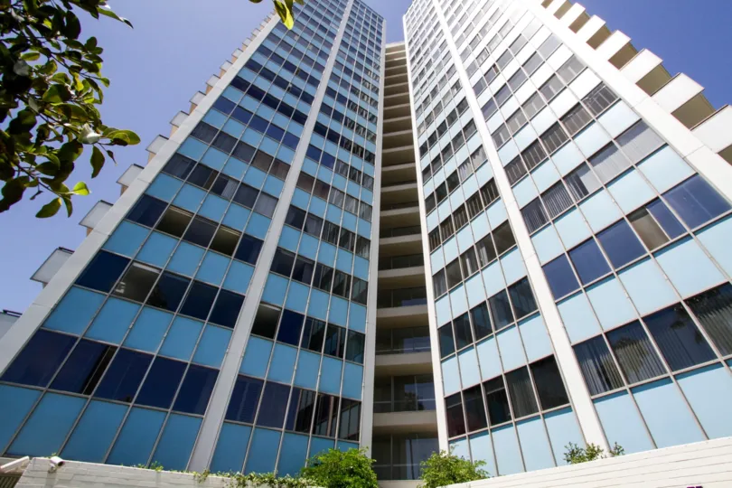 Building view of Galaxy Tower towards the sky