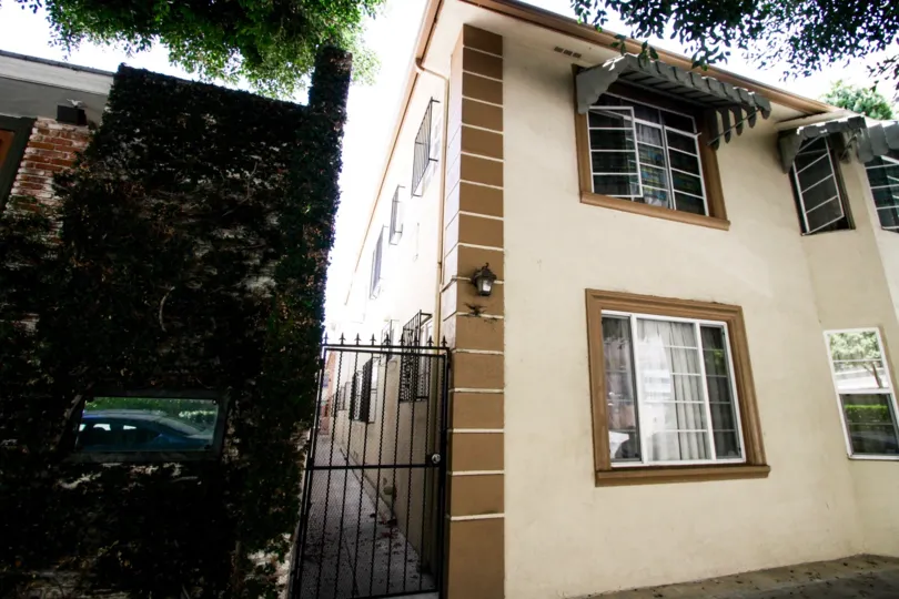 Side entry to Orleans Condo