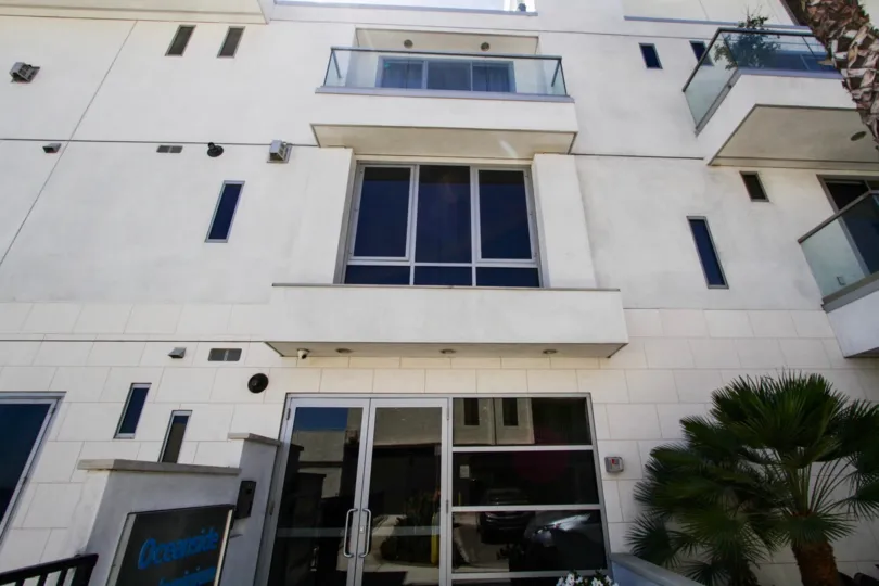 Entry area to The Oceanside Condos
